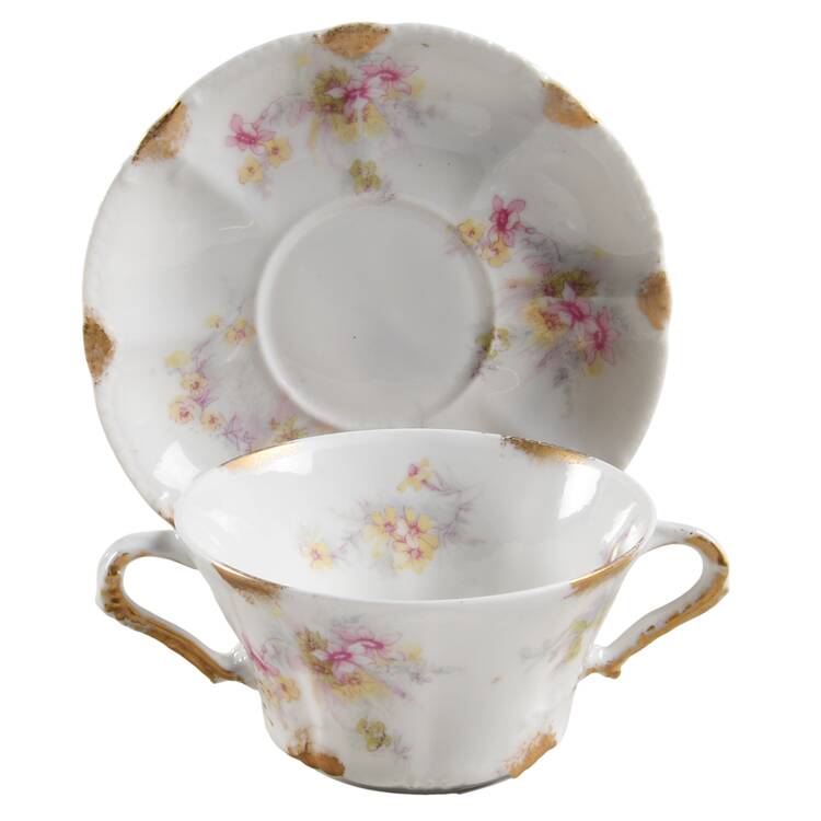 Schleiger 1027 Flat Bouillon Cup & Saucer