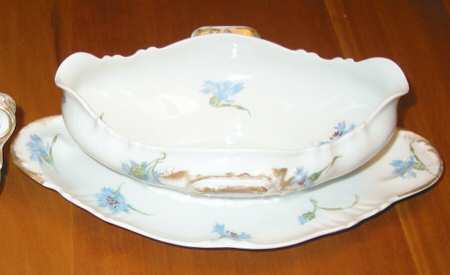 Schleiger 1029a Gravy Boat & Underplate
