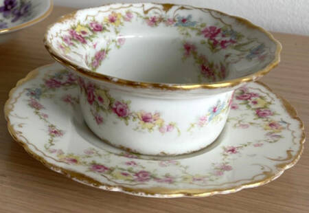 Schleiger 1053 Ramekin & Saucer Set