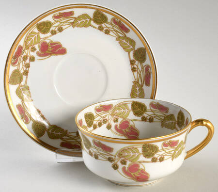 Schleiger 106 Flat Cup & Saucer Set