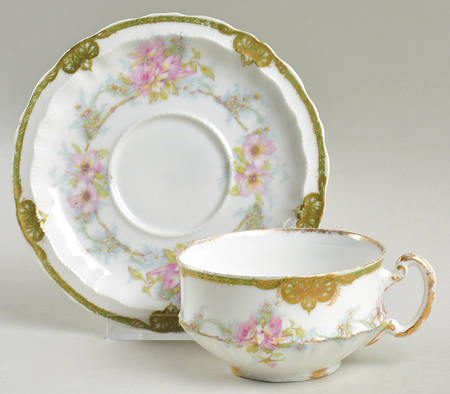 Schleiger 1067a Flat Cup & Saucer Set