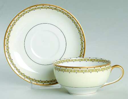 Schleiger 107 Flat Cup & Saucer Set