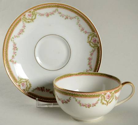 Schleiger 1073A Flat Cup & Saucer Set
