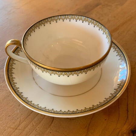 Schleiger 1092 Flat Cup & Saucer Set