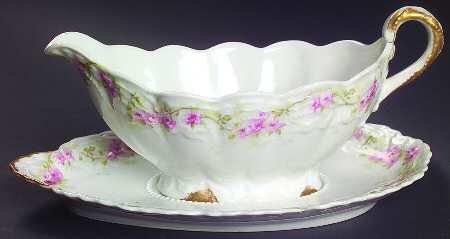 Schleiger 1098 Gravy Boat & Underplate