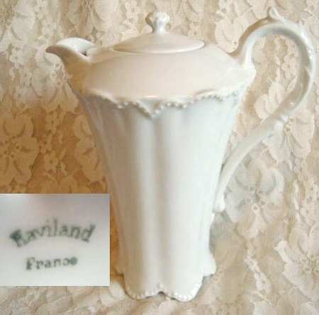 Schleiger 11 Chocolate Pot & Lid