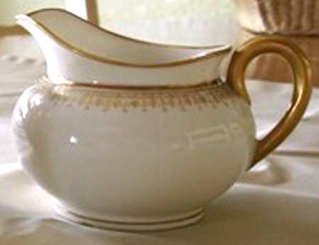 Schleiger 1103 Creamer