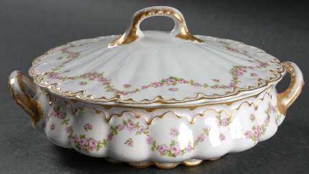 Schleiger 1114 Round Covered Vegetable