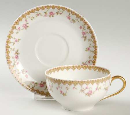 Schleiger 111B Flat Cup & Saucer Set