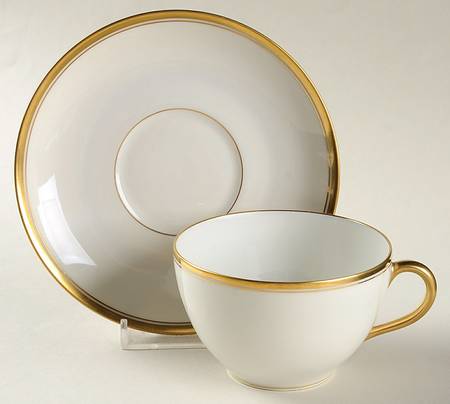 Schleiger 1125 Flat Cup & Saucer Set
