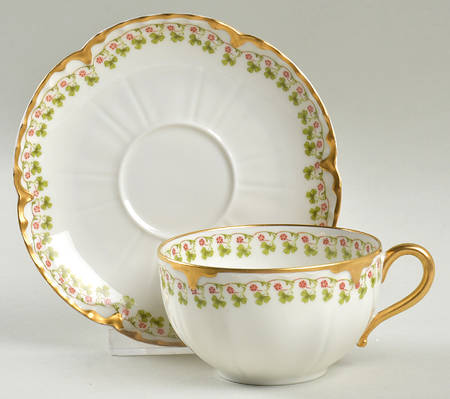 Schleiger 113  Flat Cup & Saucer Set