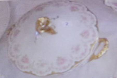 Schleiger 1143 Round Covered Vegetable
