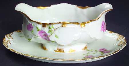 Schleiger 1151 Gravy Boat with Attached Underplate