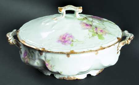 Schleiger 1151A Round Covered Vegetable