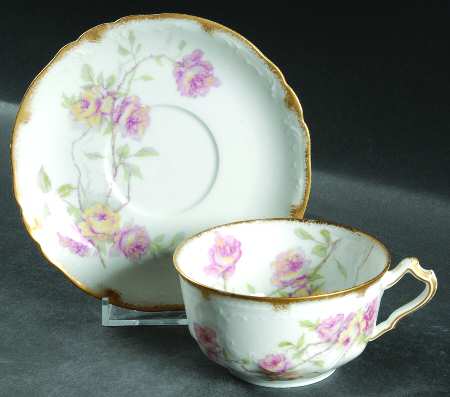 Flat Cup & Saucer Set