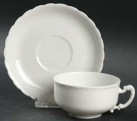 Portia Flat Cup & Saucer Set