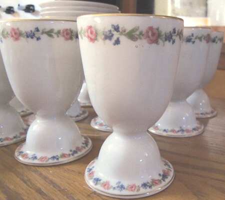 Schleiger 1263 Double Egg Cup