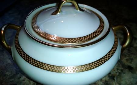 Schleiger 1265 Sugar Bowl & Lid
