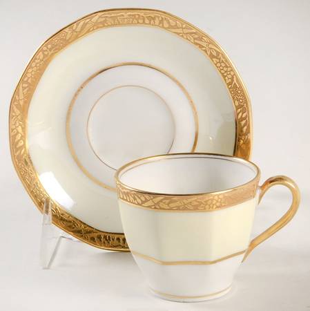 Schleiger 1270A Flat Demitasse Cup & Saucer Set