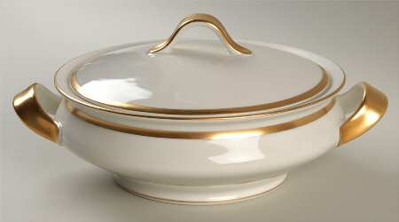 Schleiger 128 Round Covered Vegetable