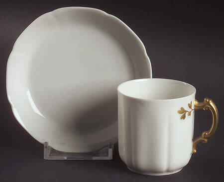 Schleiger 14 Flat Demitasse Cup & Saucer Set
