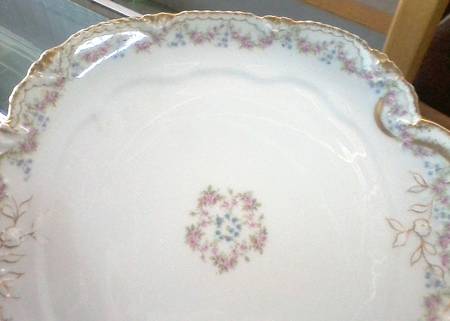 Schleiger 140 Square Handled Cake Plate