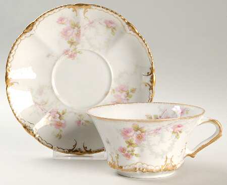 Schleiger 141D Flat Cup & Saucer Set