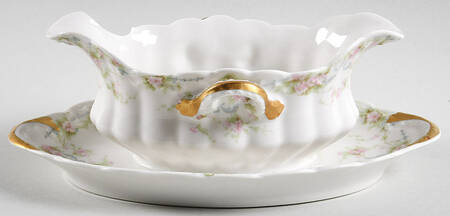 Schleiger 142 Gravy Boat with Attached Underplate