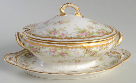 Schleiger 142a Gravy Boat w/Attached Underplate & Lid