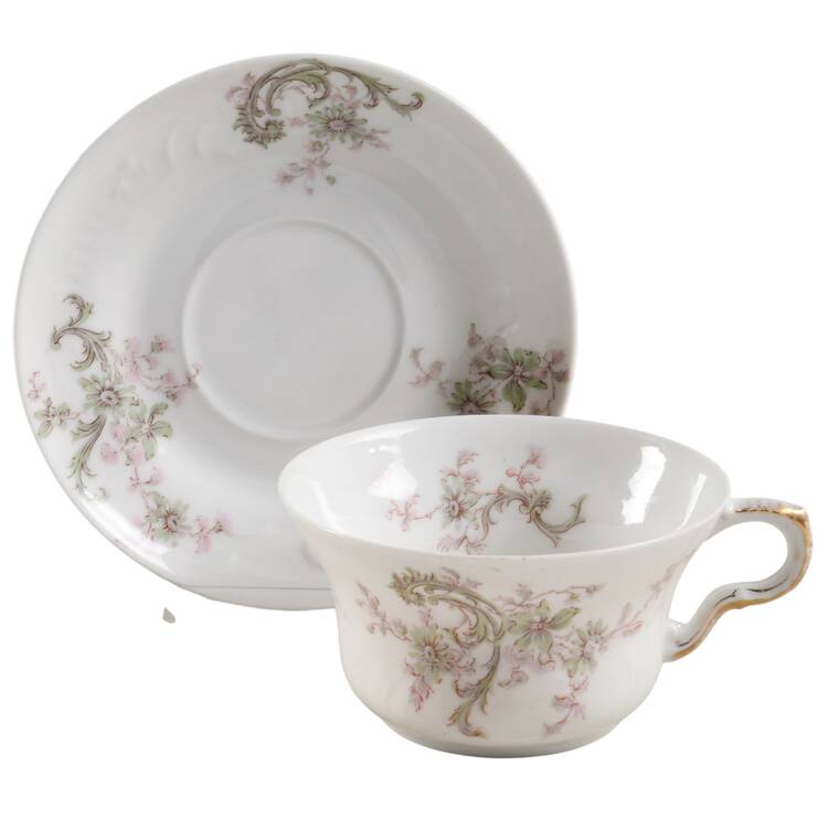 Schleiger 143 Flat Cup & Saucer Set