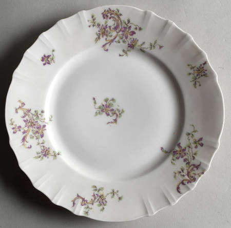 Schleiger 143e Luncheon Plate