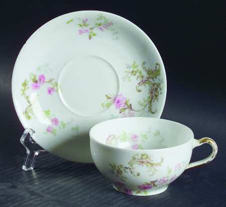 Schleiger 144D Flat Cup & Saucer Set