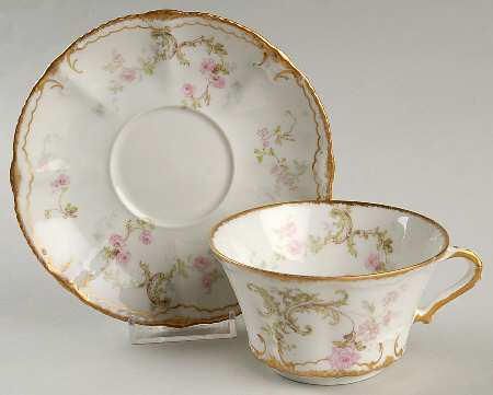 Schleiger 144F Oversized Cup & Saucer Set