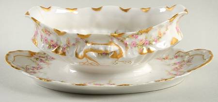 Schleiger 145 Gravy Boat with Attached Underplate