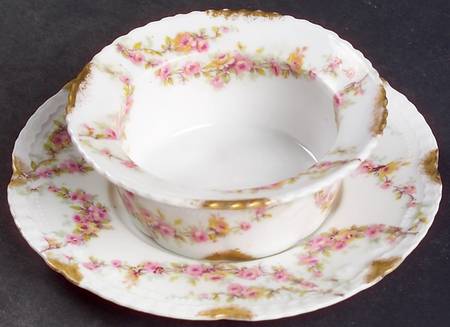 Schleiger 145 Ramekin & Saucer Set