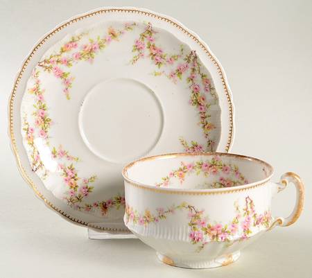 Schleiger 145G Flat Cup & Saucer Set