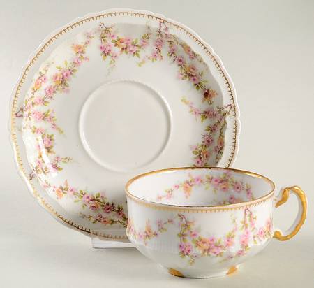 Schleiger 145G Flat Cup & Saucer Set