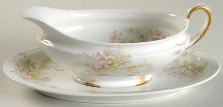 Schleiger 146k Gravy Boat & Underplate