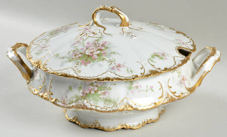 Schleiger 146N Tureen &  Lid