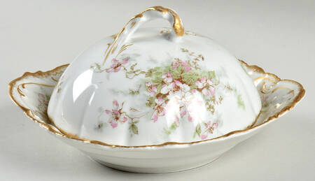 Schleiger 146N Round Covered Butter