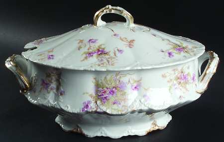Schleiger 147D Oval Tureen & Lid