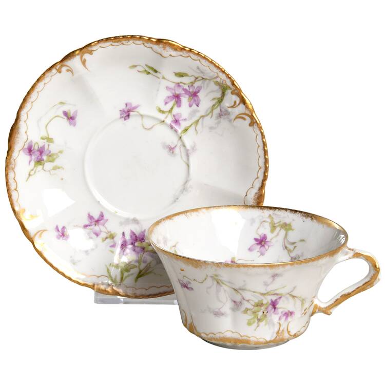 Schleiger 148b Flat Cup & Saucer Set