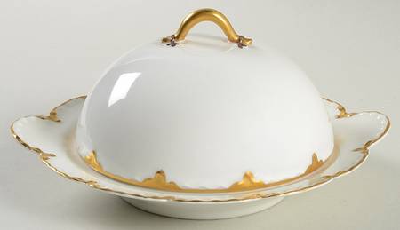 Schleiger 15 Round Covered Butter