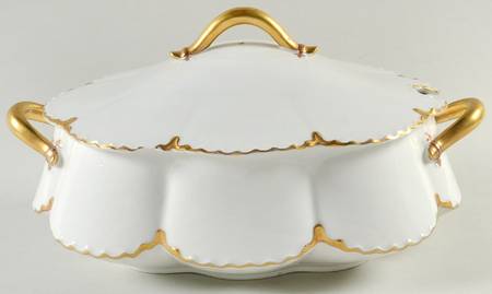 Schleiger 15 Oval Tureen & Lid