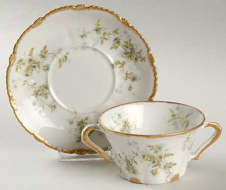 Schleiger 150b Flat Bouillon Cup & Saucer