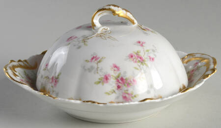 Schleiger 150J Round Covered Butter with Strainer