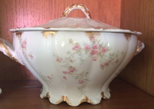 Schleiger 150x Tureen &  Lid