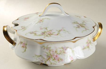Schleiger 154B Tureen &  Lid