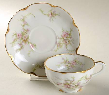 Schleiger 154B Flat Cup & Saucer Set