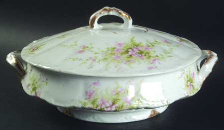 Schleiger 157e Oval Covered Vegetable